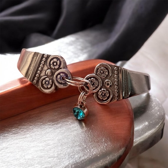 Vintage Spoon Bracelet with Teal Gem Charm – Upcycled Silverware Jewelry – Floral Silver Spoon Cuff – Handmade Gift for Her