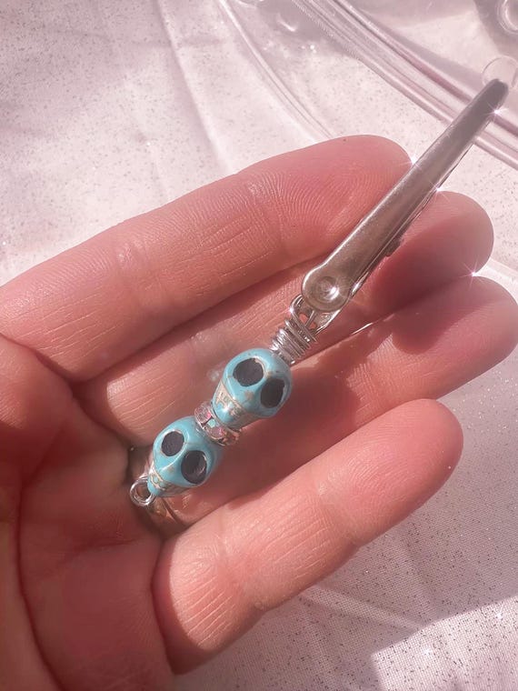 ATM Skeleton Card ClipWagnerite Bead   | Long Nail Helper | Credit/Debit Card Grabber | Multiuse Bracelet Helper Tool, Teal