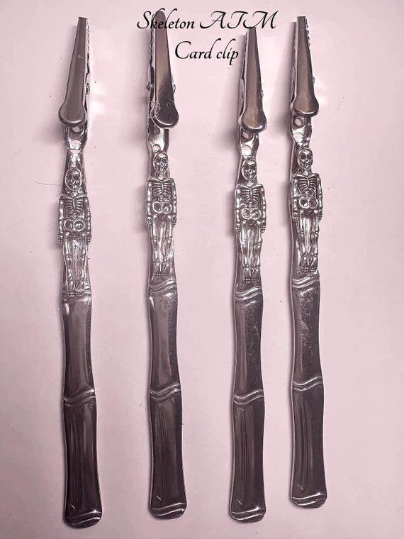 Spooky Chic Skeleton ATM Clip vintage spoon hande – Gothic Multi-Tool for Long Nails!”, Bracelet helper
