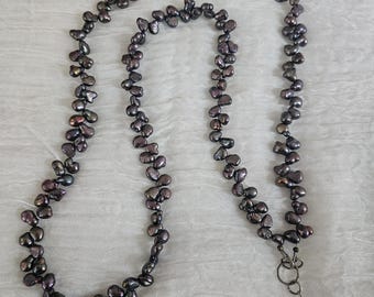 Collier de perles baroques paon