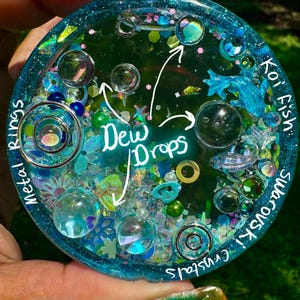 Frutiger Aero Liquid Motion Glitter Sensory Shaker Disk - Dopamine Desk Toy imagem 2