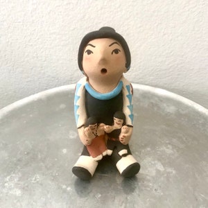 M. Tosa Jemez Pueblo Keramik Geschichtenerzähler Figur