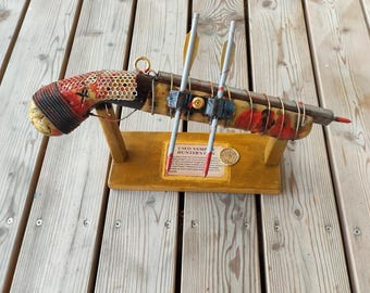 Pistola usada de cazador de vampiros (¡¡¡No es un arma funcional!!!)