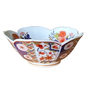 Bol décoratif festonné en fleurs, rebord en or bleu cobalt, Japon vintage