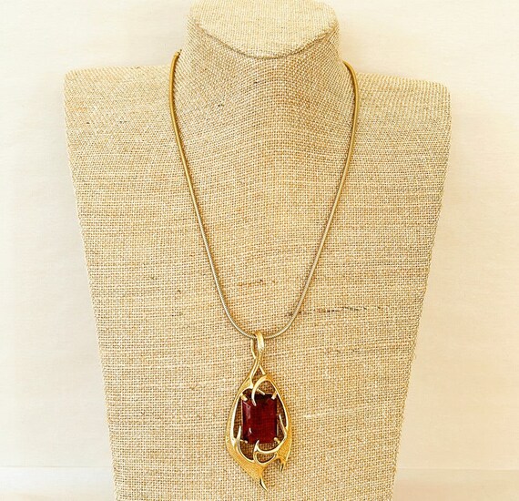 Vintage 1970s signed Sarah Coventry designer neckl