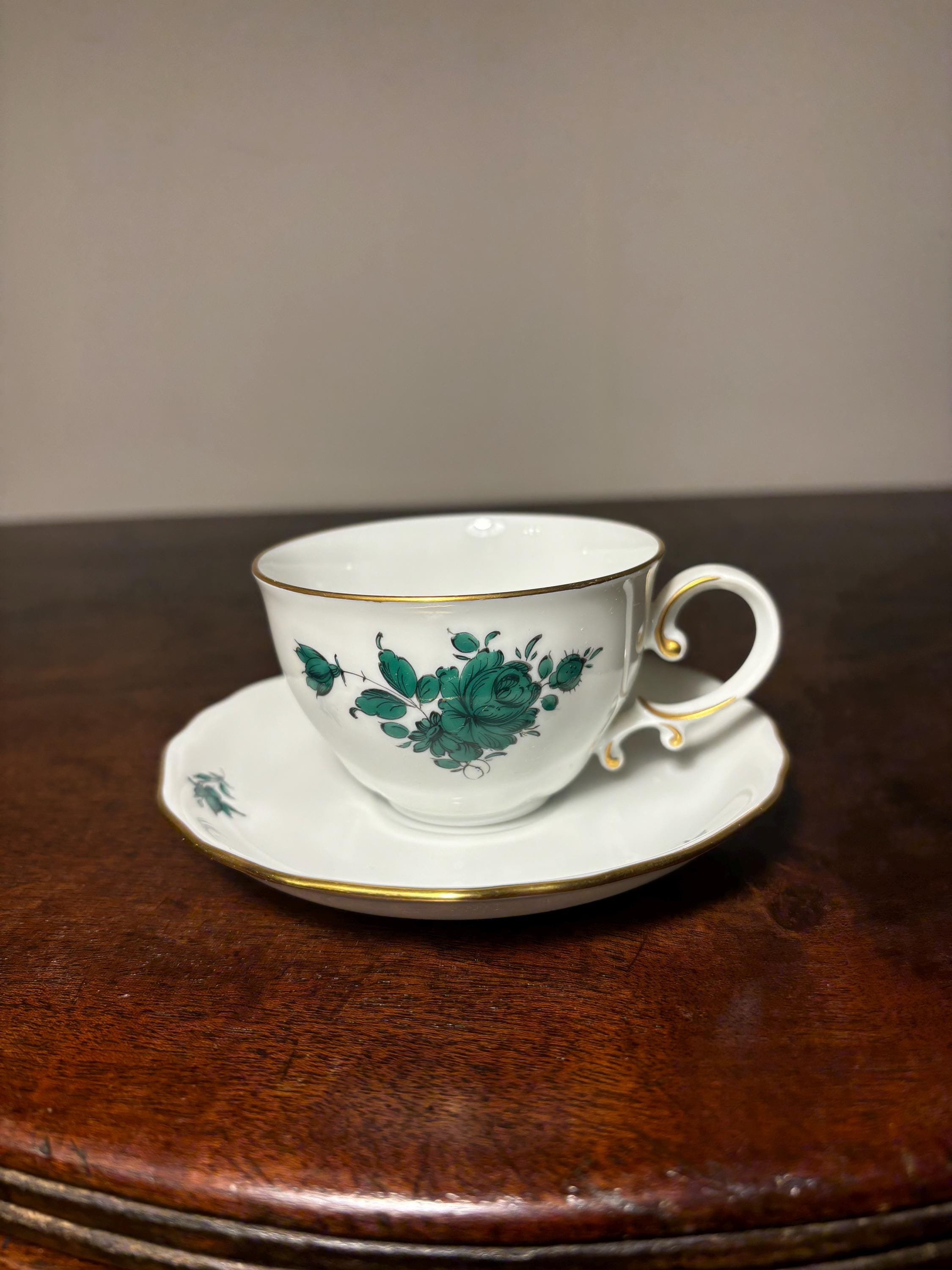 Augarten ハンドペイント 葉型皿 おすすめ】 Augarten ハンドペイント 葉型皿 皿・プレート - 皿