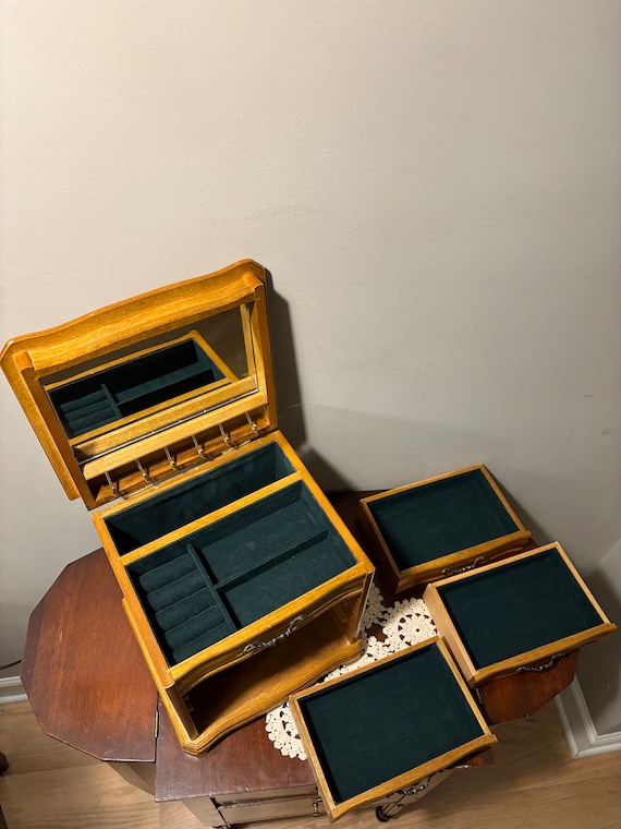 VTG Jewelry Box Wooden 2 Options - image 10