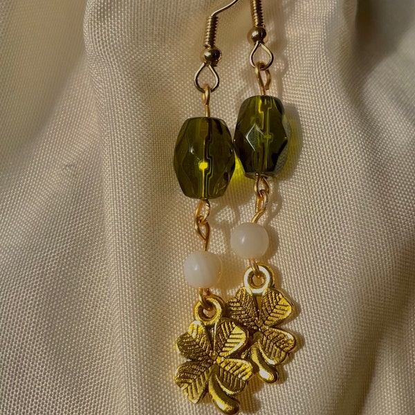 Green and Gold Four Leaf Clover Irish Bead Earrings, St. Patrick’s Day Jewelry, Leprechaun Accessories, March 17, Lucky Charm, Celtic Style