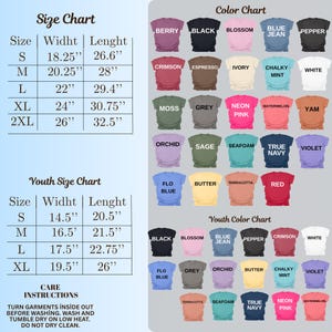 以下が含まれることがあります： Tシャツの詳細なサイズとカラーチャート。サイズチャートには、大人と子供のサイズのインチ単位の測定値が含まれています。カラーチャートには、ベリー、ブラック、ブロッサム、ブルー ジーンズなど、さまざまなシャツの色が表示されます。