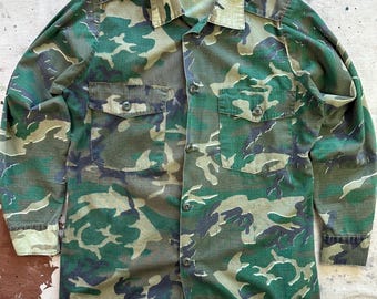 Vintage 1980s Military ERDL Camo Ripstop Utility Jungle Button Down Shirt - Medium