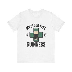 Meine Blutgruppe ist Guinness Retro St Patrick's Day Pub Shirt Bild 1