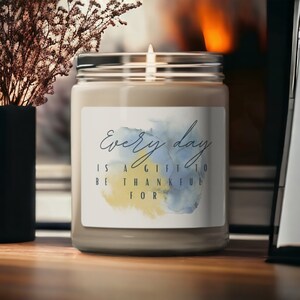 Scented candle gift idea, soy wax scented candle, exclusive scented candle, relaxation candle, gift for women, gratitude candle, room fragrance candle