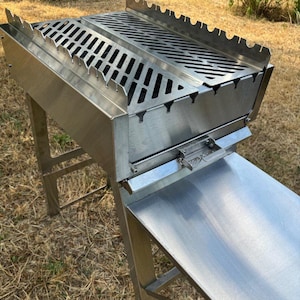Brazier with grill grate! Barbecue suitcase made of stainless steel! Portable grill! BBQ!