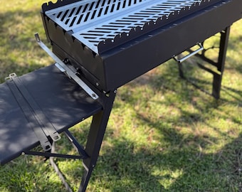 Draagbare grill met zijplank en grillrooster! Compacte grill met hoge poten en dubbele bodem! Barbecueën! Barbecueën! Mangal!