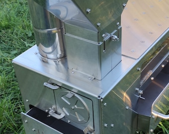 Portable pellet stove with oven and large cooking surface for cooking! Kit with chimney and pellet hopper!