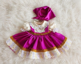 Costume inspiré de Masha et l'ours, robe rose faite main, foulard et chapeau