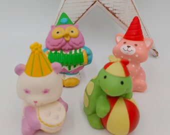 Lote de 4 adorables figuras vintage de tarta de fresas Tarta de Fresa AGC 80s