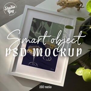 Flat lay frame Mockup PSD,nahaufnahme DIN A4,Poster mockup on table,Mockup POD,Mockup Rahmen,Smart Objekt Mockup, fine art paper structure