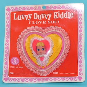 Vintage 1969 Mattel Liddle Kiddle Valentine&#39;s Day - Luvy Duvvy HOLIDAY Kiddle Doll - Factory Sealed in Original Packaging