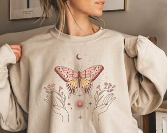 Sudadera o sudadera con capucha de mariposa mística, sudadera de bruja mariposa, mariposa mística bruja, cuello redondo de mariposa boho, camisa de despertar