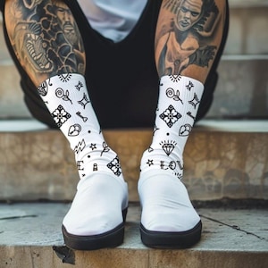 Old-school Tattoo Socks Tattoo Pattern Socks Unisex Crew Socks Cushioned Socks Streetwear Gift for Tattoo Lover