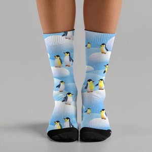 Idée cadeau chaussettes pingouin pour amoureux des animaux à motif pingouin bleu