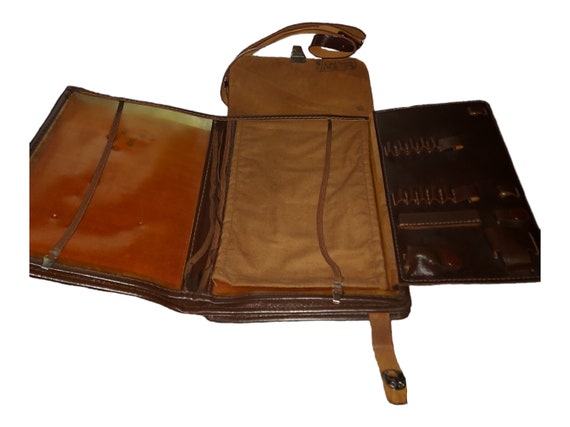 Borsa da campo in pelle storica d'epoca della seconda guerra