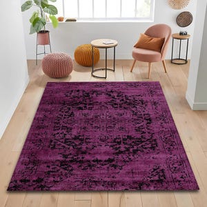 Alfombra turca morada desgastada: alfombra magenta descolorida