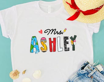 Camiseta personalizada con el nombre del profesor, camiseta con la inicial del profesor, regalo para profesores para la vuelta al cole, camiseta para preescolar, jardín de infancia y primaria.