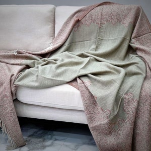 Handmade Acrylic-Blend Pashmina Shawl, Throw, Blanket, Travel Blanket, Handwoven Floral Pattern Throw Size: 145cm x 180cm