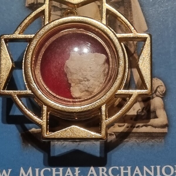 relic relic Michael Archangel Gargano reliquary