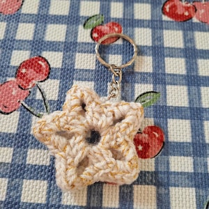 Crochet Star Key Chain | Stern-Schlüsselanhänger