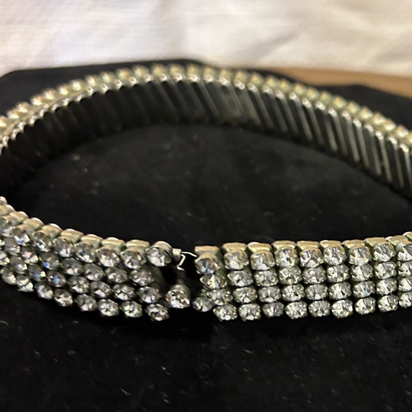 60’s Rhinestone Snowflake Choker Necklace