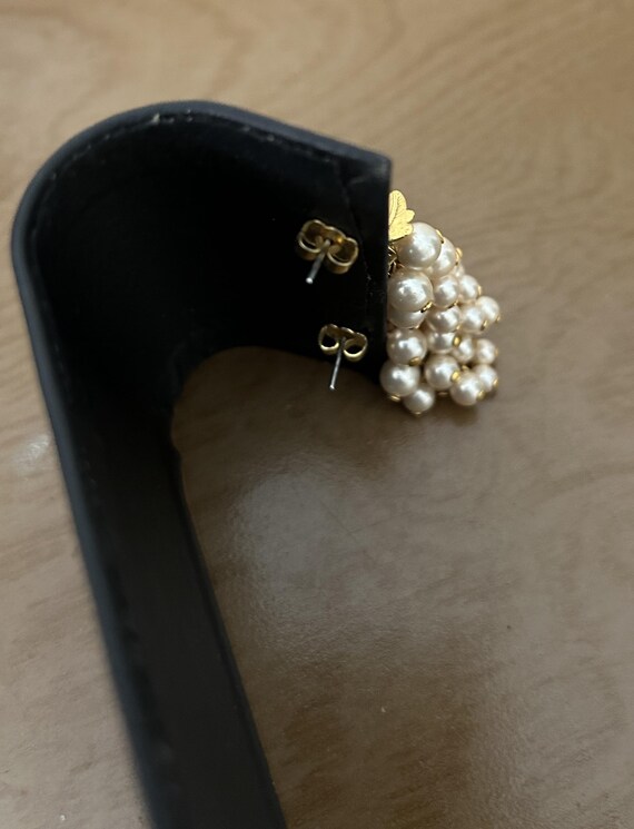 Dangling Grape Custer Earrings - image 7