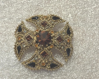 Lovely Maltese Cross Brooch