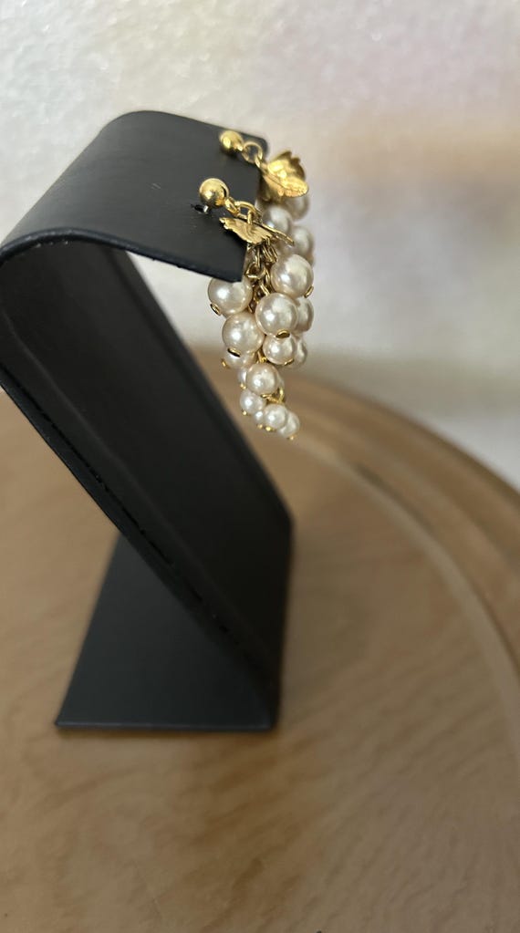 Dangling Grape Custer Earrings - image 6