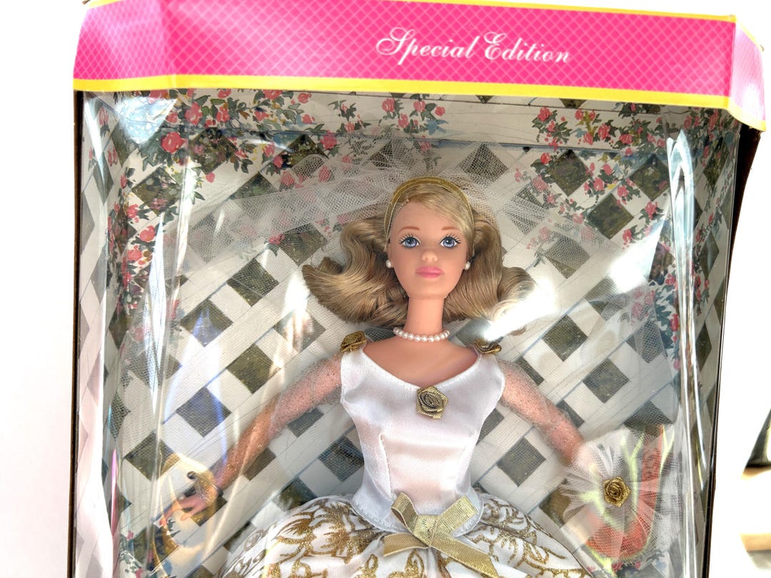 Club Wedd Barbie - Blonde - Etsy