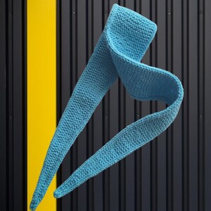 Handmade Knitted Neck Scarf: Blue Turquoise Acrylic, 42x4 in