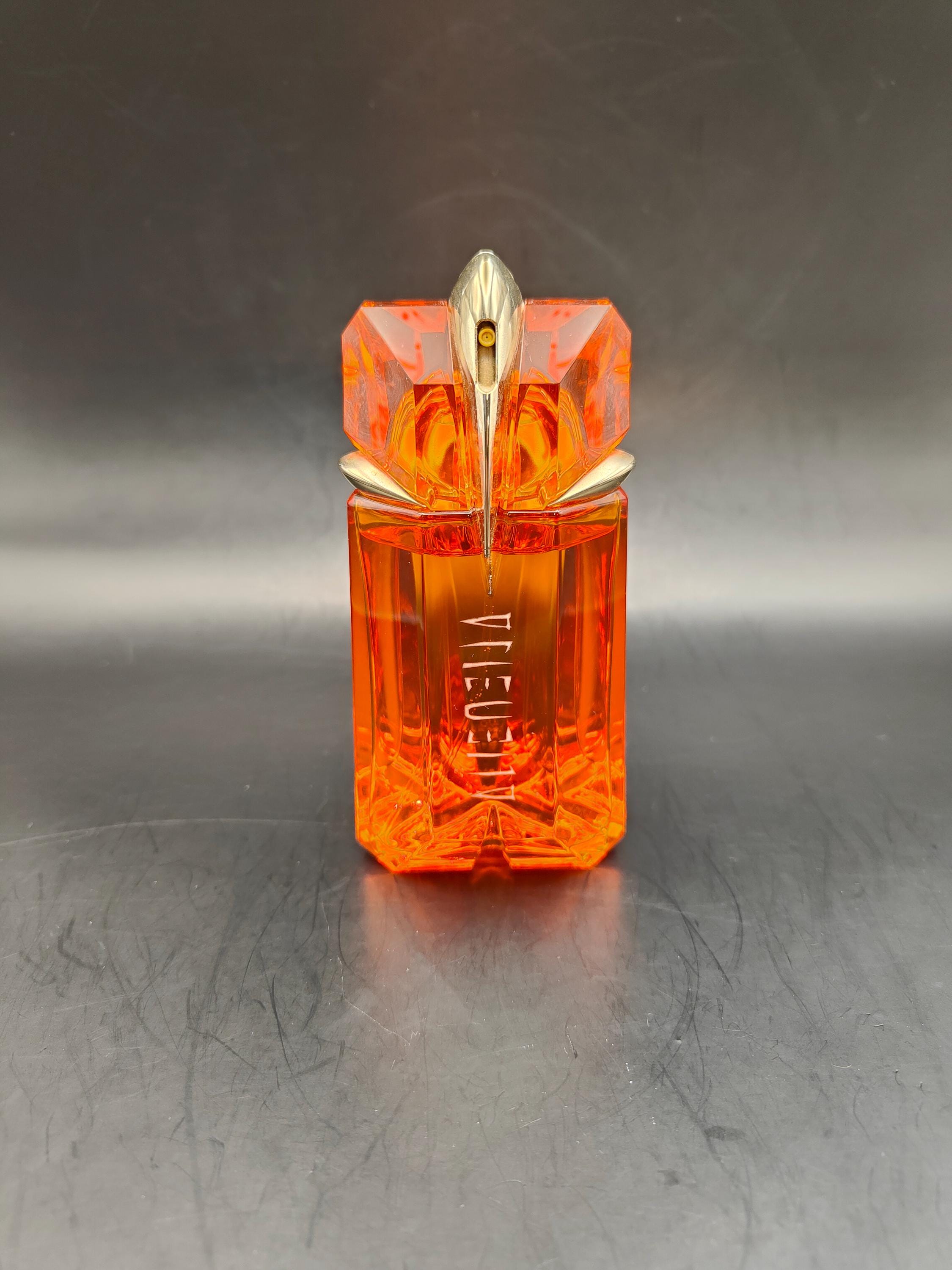 コレクション 20 Thierry Mugler Alien Eau Luminescente (2008) - 60ml Eau De