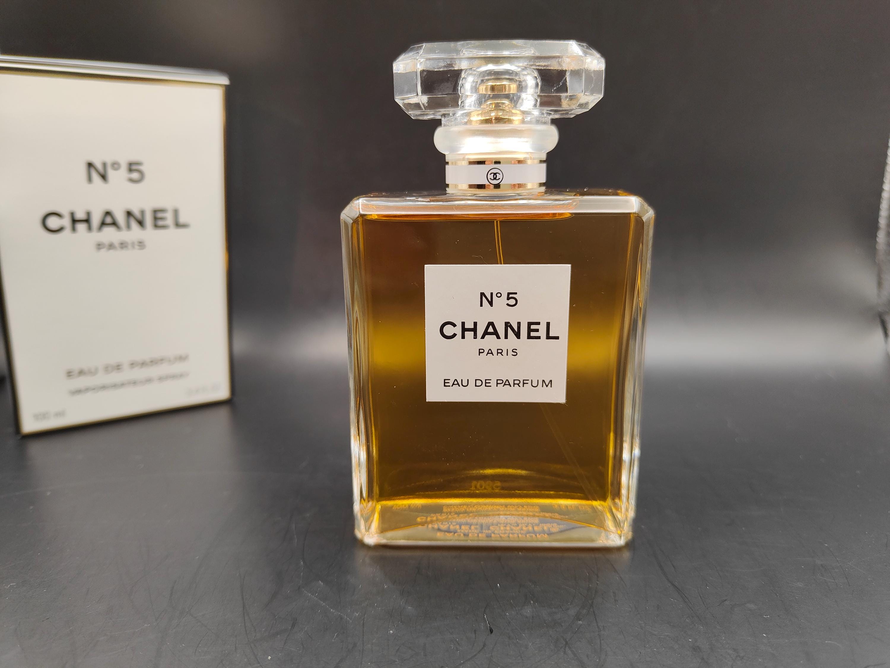 Chanel No 5 - 100ml Eau De Parfum - Spray - Vintage 2010s