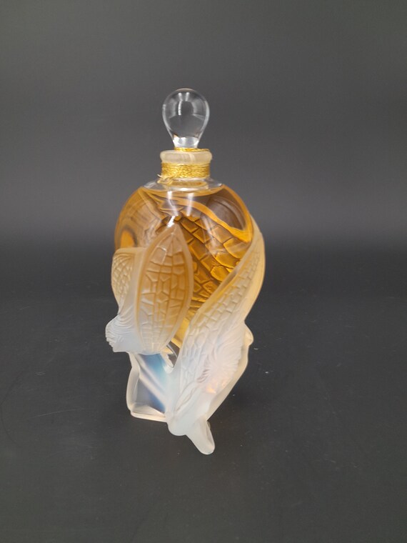 Lot - A Lalique Glass Fairy Vase