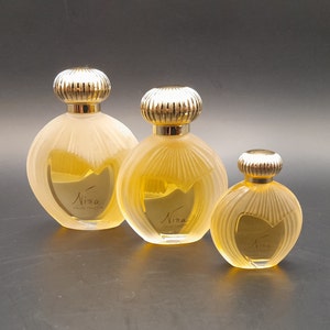 ニナリッチ　ラリックボトル　香水 ニナリッチの香水80年代 - Etsy 日本