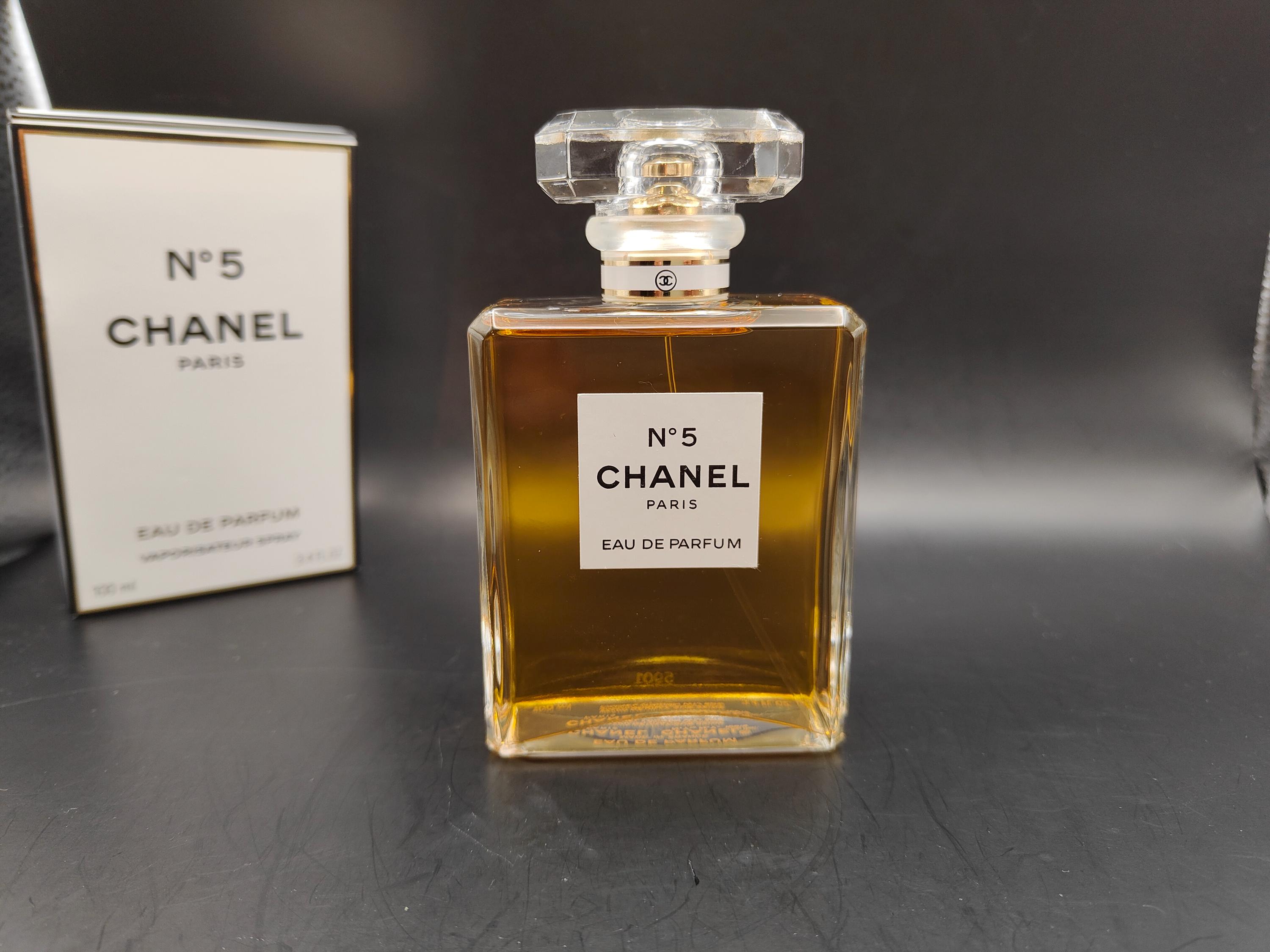 Chanel No 5 - 100ml Eau De Parfum - Spray - Vintage 2010s