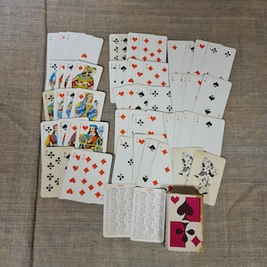 トランプ ロシア 1994。54 枚のカードのデッキ。