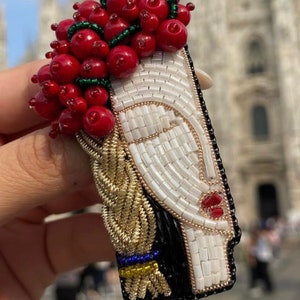 Broche Vintage Portrait De Femme – Accessoire Élégant Et Poétique Pour Tes Tenues