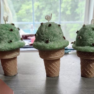 Handgemachte Eistütenkerzen, Minze, Zitrone, Zuckerwatte, Lavendelduft