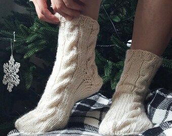 Hand Knitted White Wool Winter Woman Socks