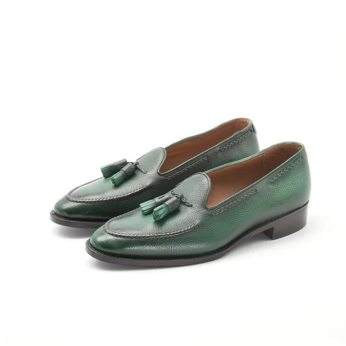 YUKETEN leather tassel loafer shoes 7C 緑 Handcrafted Green Leather Tassel Loafers for Men – Stylish