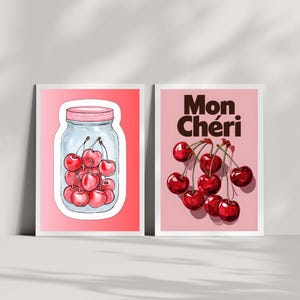 Kirschen Wand Kunstdruck Set Retro Küche und Zimmer Dekor – French Aesthetic Posters – Mon Chéri & Kirschen Glas – 4 Digitaldrucke Rosa Art