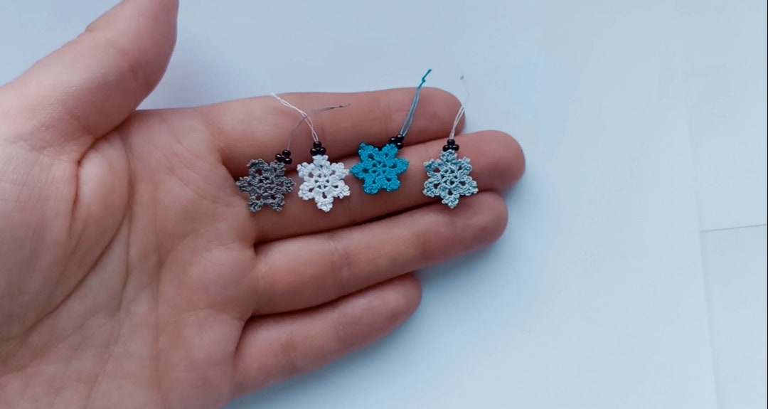 Set of 4 Micro Crochet 1.5 Cm Snowflakes Small Tiny Lacy Handmade 1:12 ...